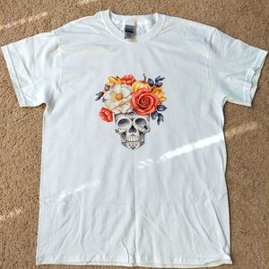 Unisex Floral T shirt Size Medium